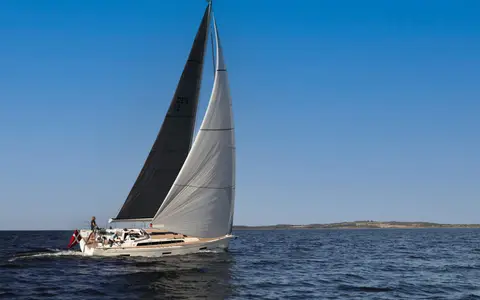 X-Yachts, representative image from the The New X4 3 white